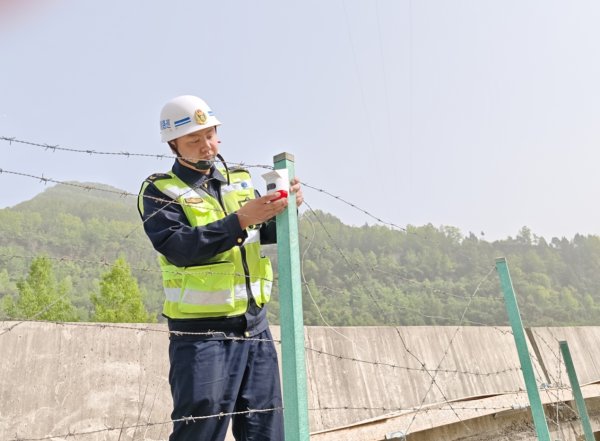 配资栈 搭建监控智慧平台 护航出川“大动脉”